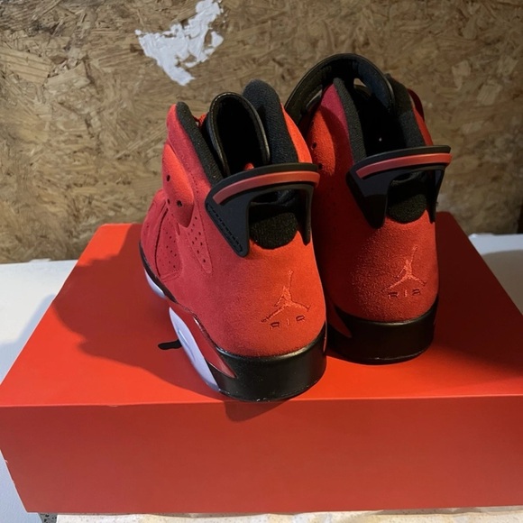 Nike Air Jordan 6 Retro Toro (New) - Picture 4 of 9